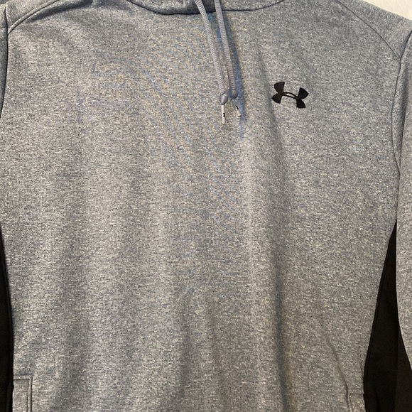 Under Armour womens hoodie; size medium - Picture 2 of 5